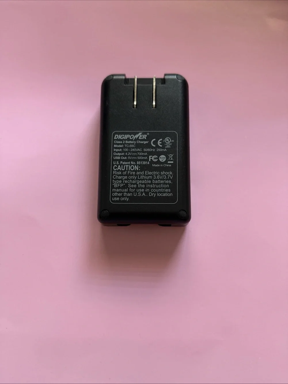 DIGIPOWER Portable Black Battery Charger with LCD